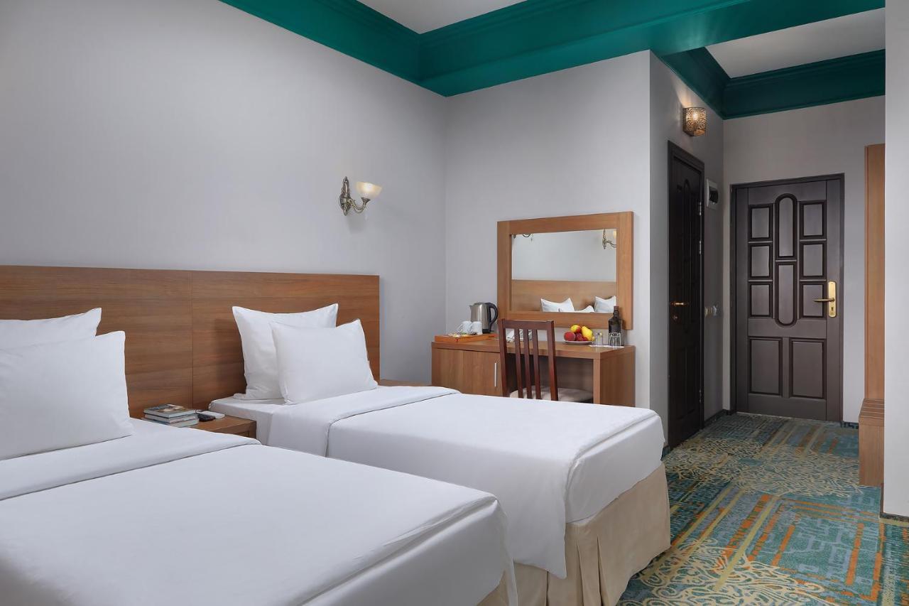 Garuda Boutique Hotel 수쿰 외부 사진