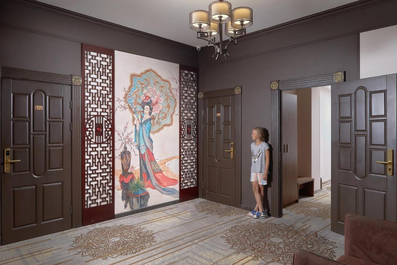 Garuda Boutique Hotel 수쿰 외부 사진