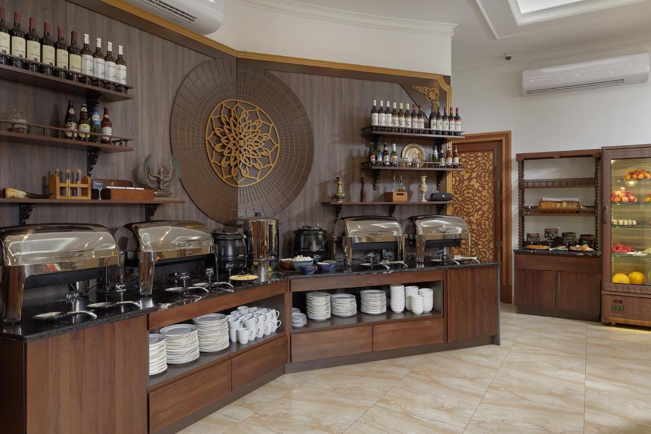 Garuda Boutique Hotel 수쿰 외부 사진