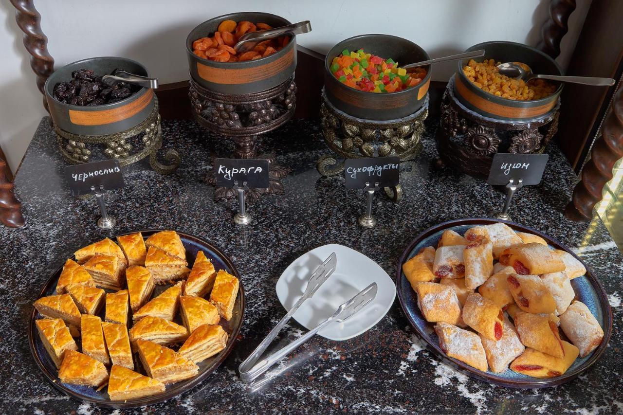 Garuda Boutique Hotel 수쿰 외부 사진